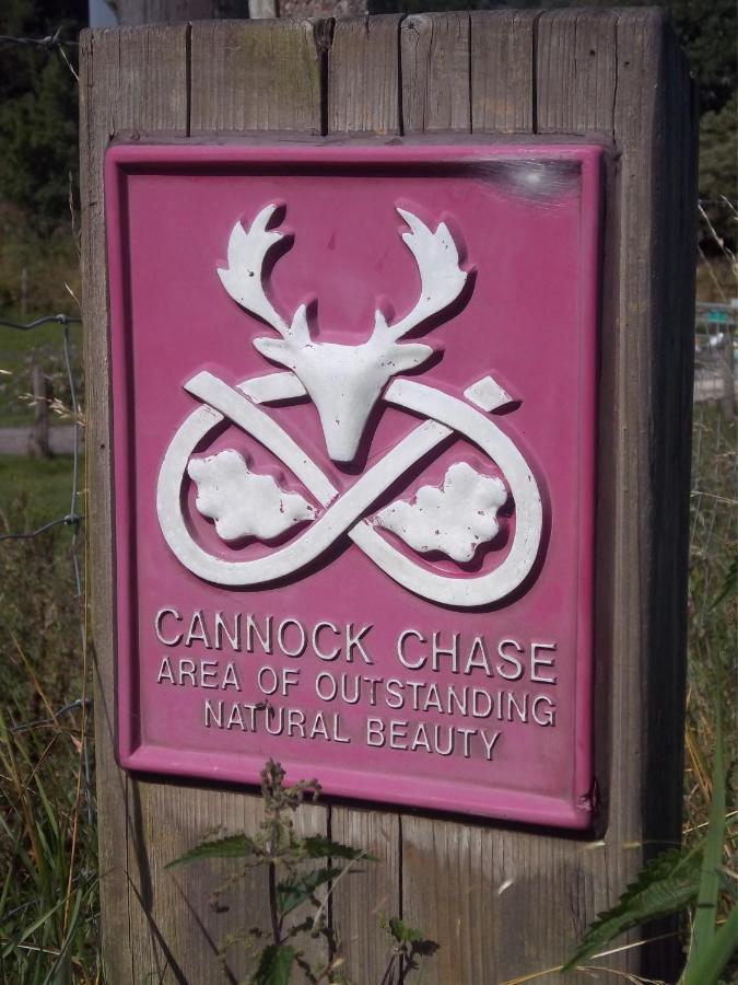 The Lodge B&B @ Cannock Chase Экстерьер фото