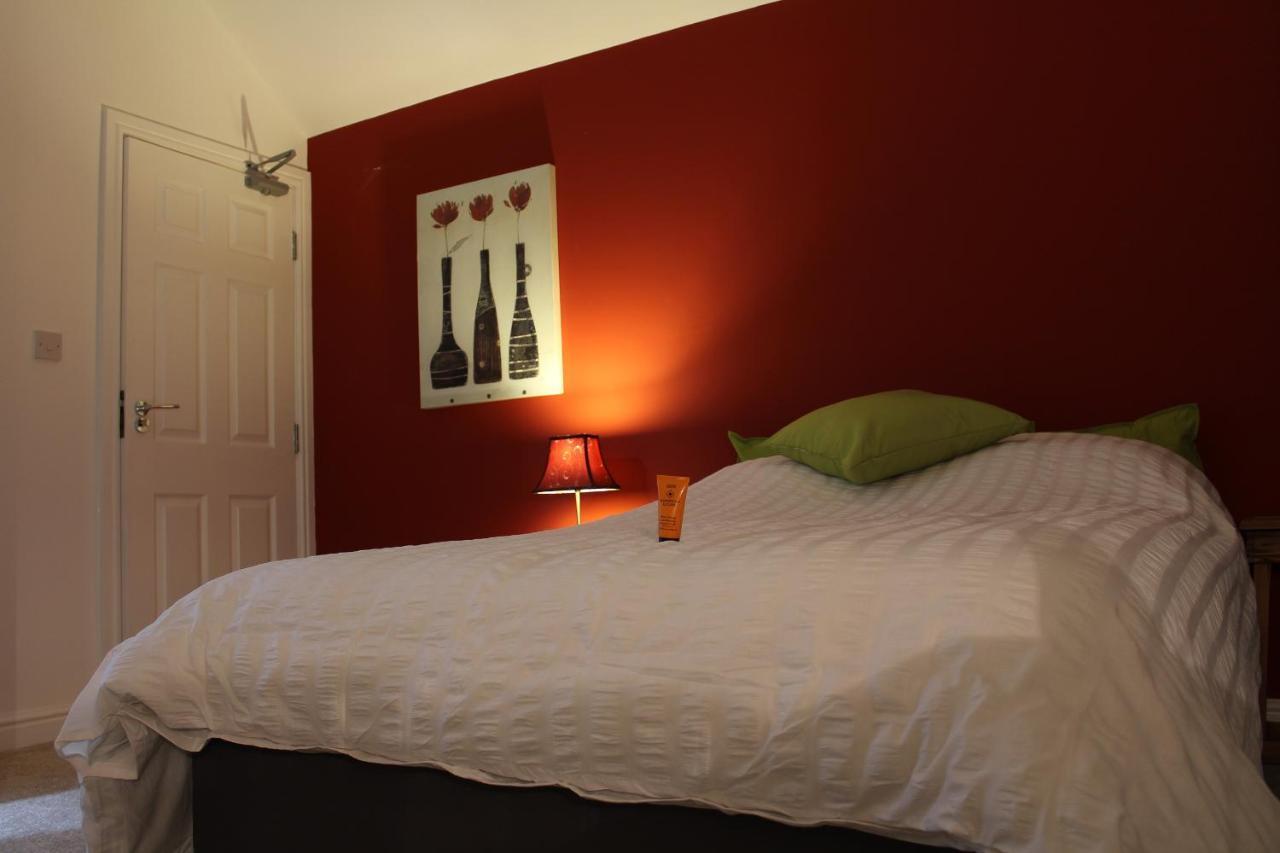 The Lodge B&B @ Cannock Chase Экстерьер фото